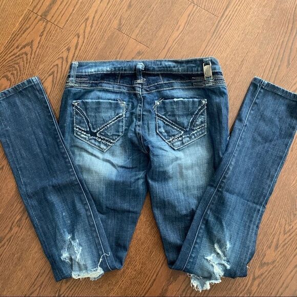 Kitson LA Distressed Skinny Jean - Picture 4 of 5